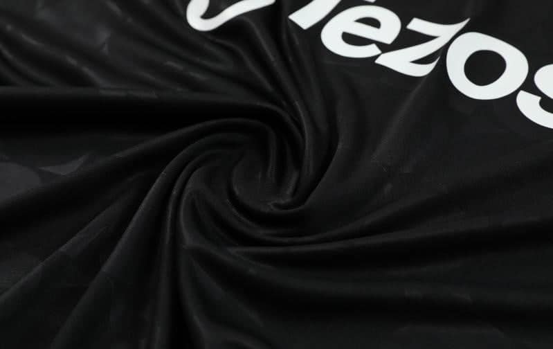 24/25 Manchester United Black Vest Jeresy+Shorts - Image 5