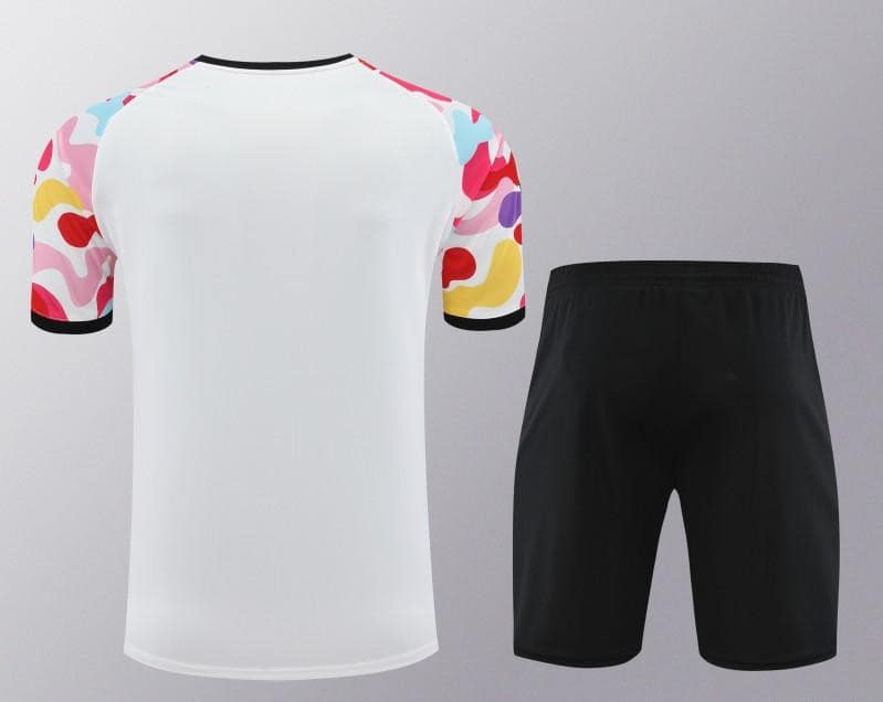 24/25 Manchester United White Short Sleeve Jeresy+Shorts - Image 18