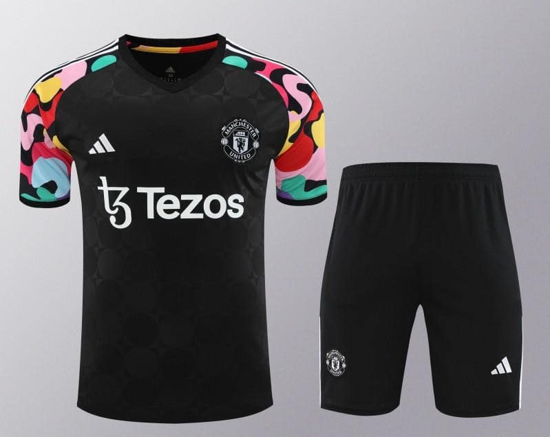 24/25 Manchester United Black Short Sleeve Jeresy+Shorts - Image 19