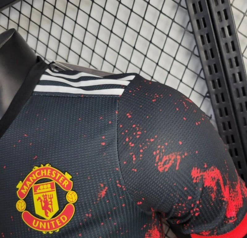 Player Version 24/25  Manchester United Black/Red Special Jersey - Image 5