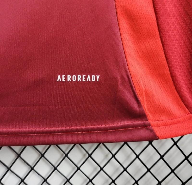 24/25 Women Manchester United Home Jersey - Image 2