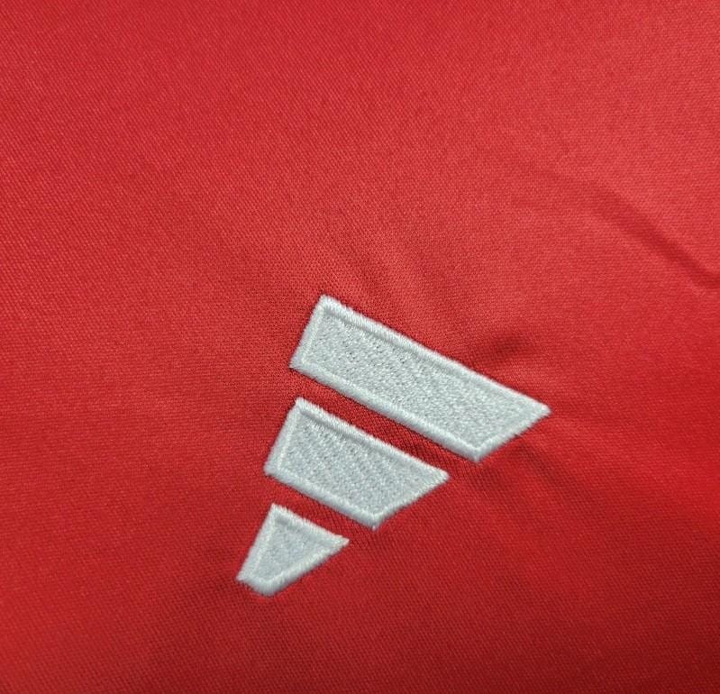 24/25 Women Manchester United Home Jersey - Image 3