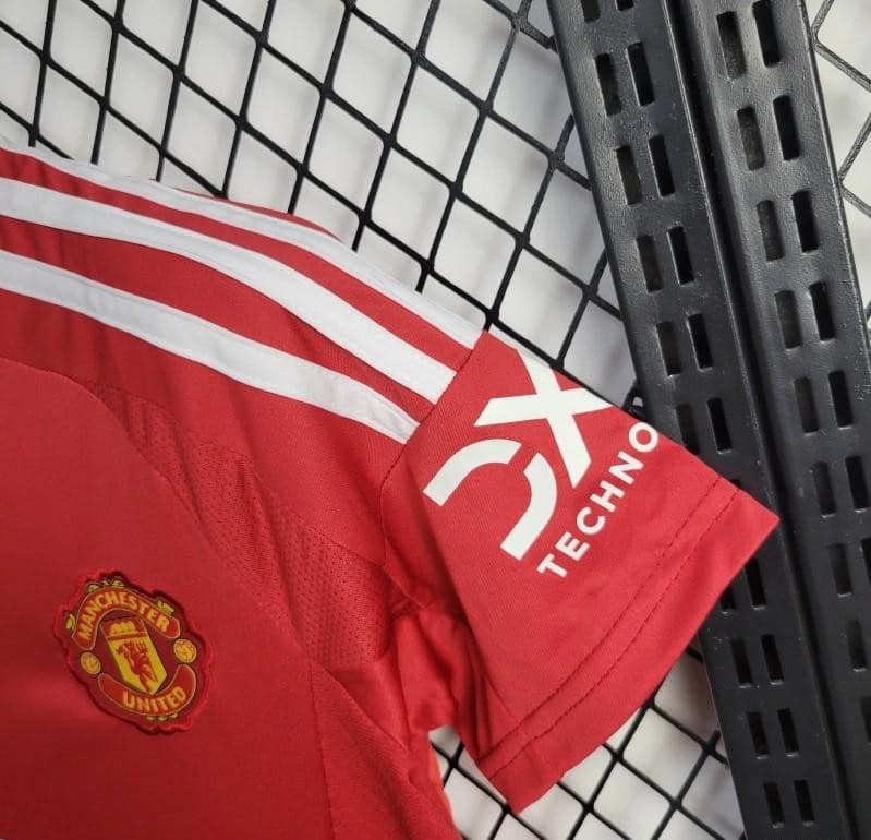 24/25 Women Manchester United Home Jersey - Image 7