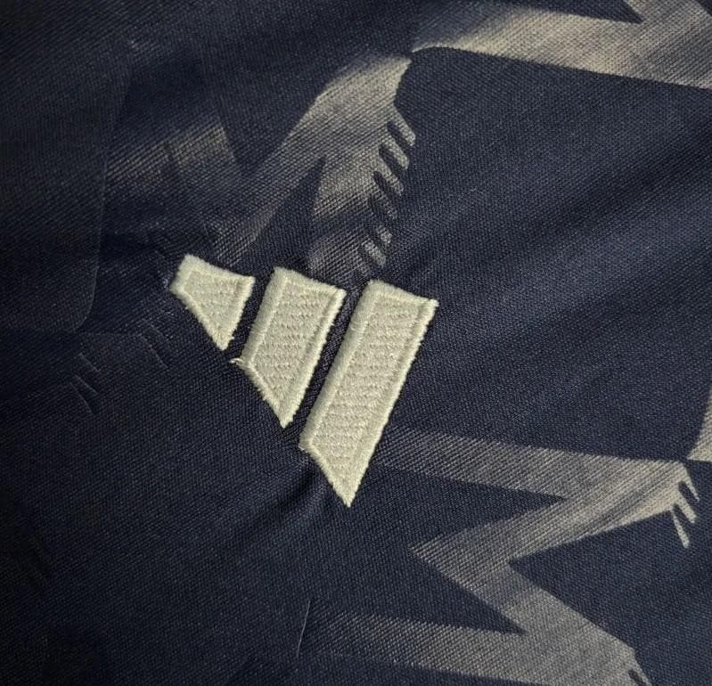 24/25 Kids Manchester United Away Jersey - Image 2