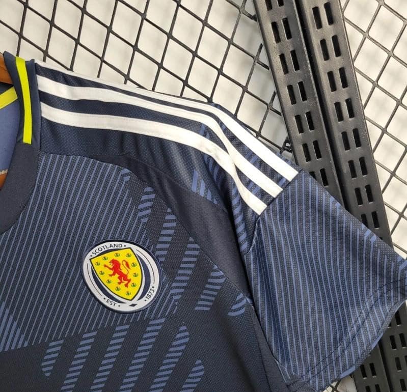 24/25 Scotland Home Jersey - Image 3