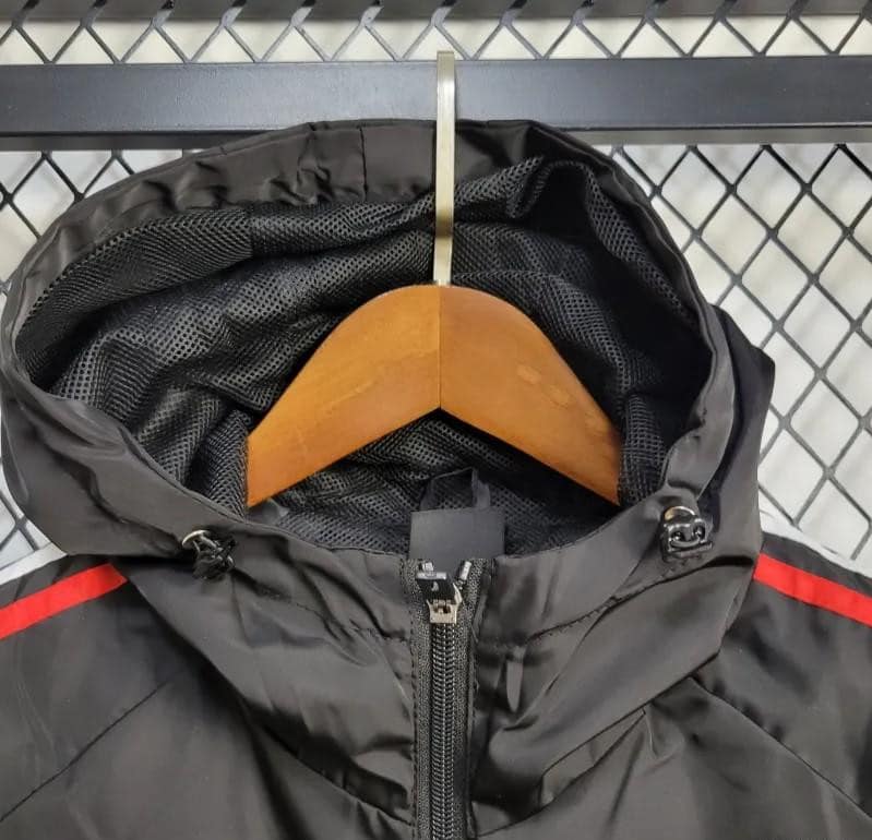 24/25 Real Madrid Black Windbreaker - Image 4