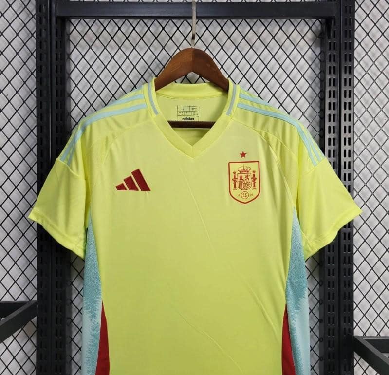 24/25 Spain Away Yellow Jersey - Image 4