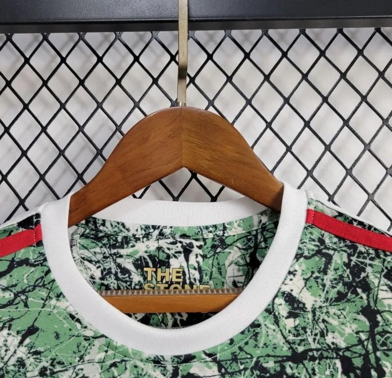 24/25 Kids Manchester United F.C X Stone Roses Icon Jersey - Image 9