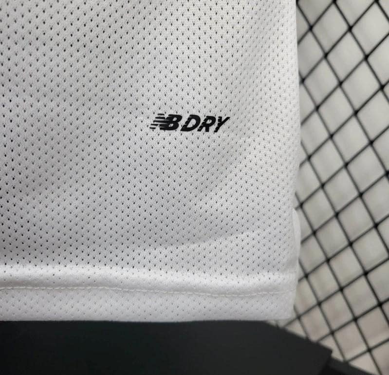 Player Version 2024/25 Sao Paulo Home Jersey - Image 6