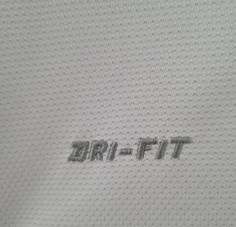 Retro Portugal 2012 Long Sleeve Away Soccer Jersey - Image 6