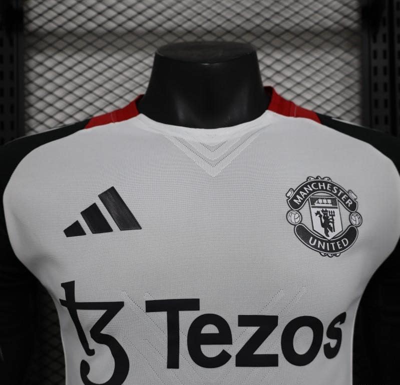 Player Version 24/25 Manchester United White Pre-Match Jersey - Image 10