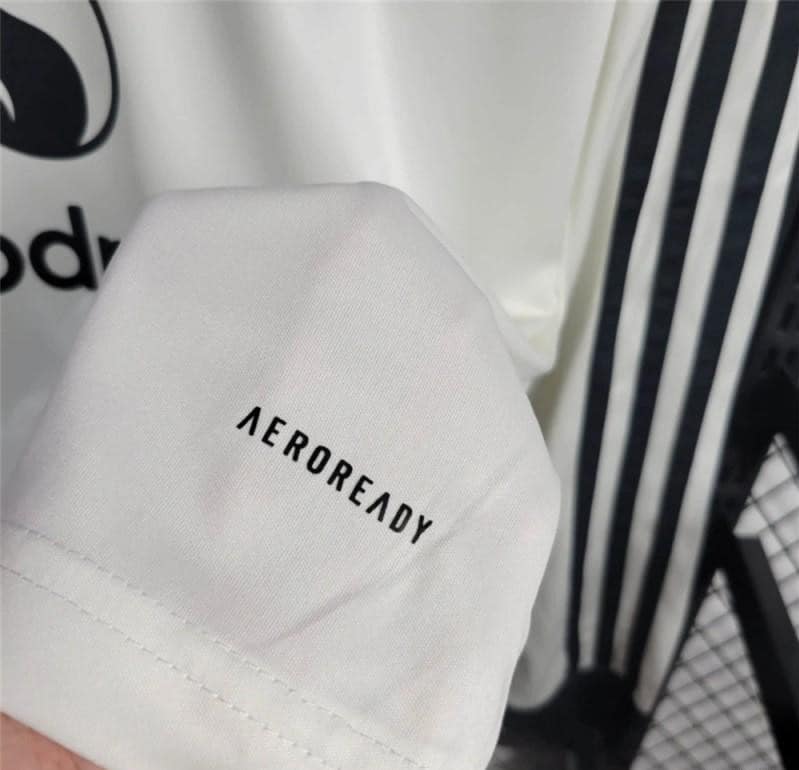 24/25 Manchester United Third Long Sleeve Jersey - Image 3