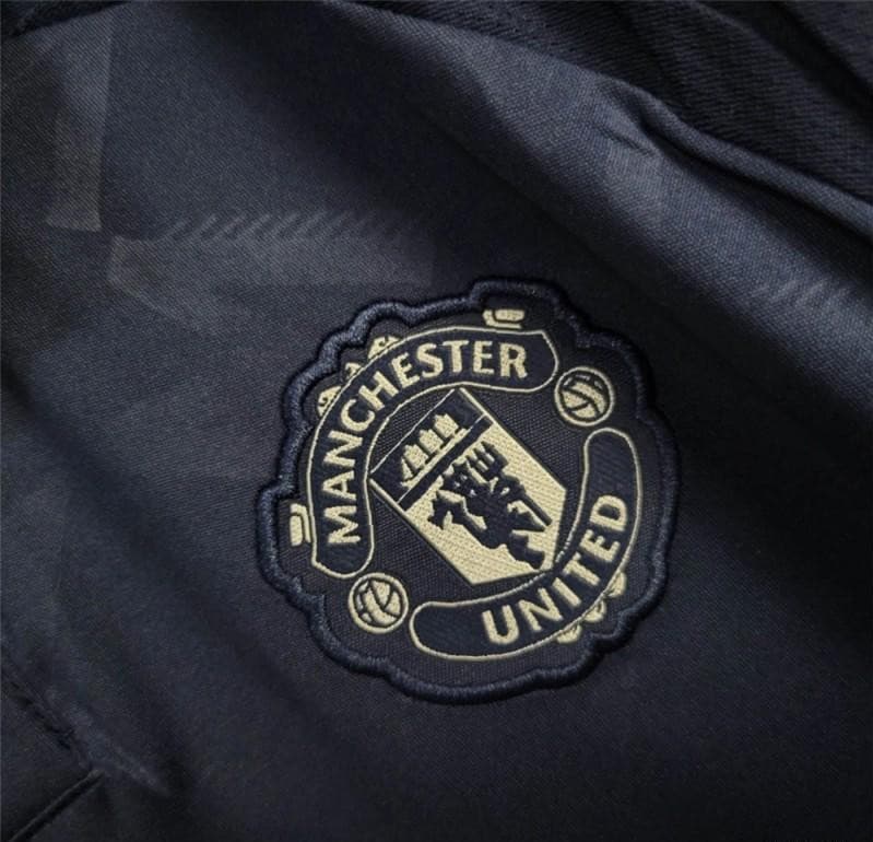 24/25 Women Manchester United Away Jersey - Image 5