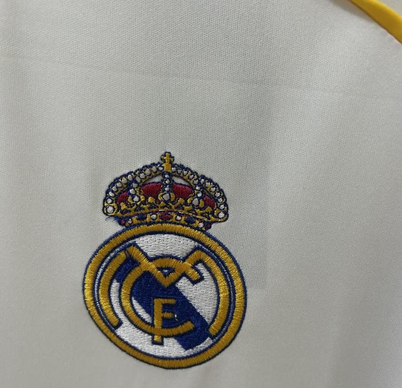 25/26 Real Madrid Home Jersey - Image 3