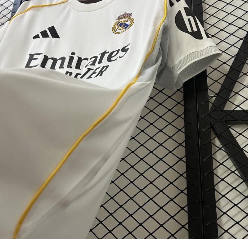 25/26 Real Madrid Home Jersey - Image 6