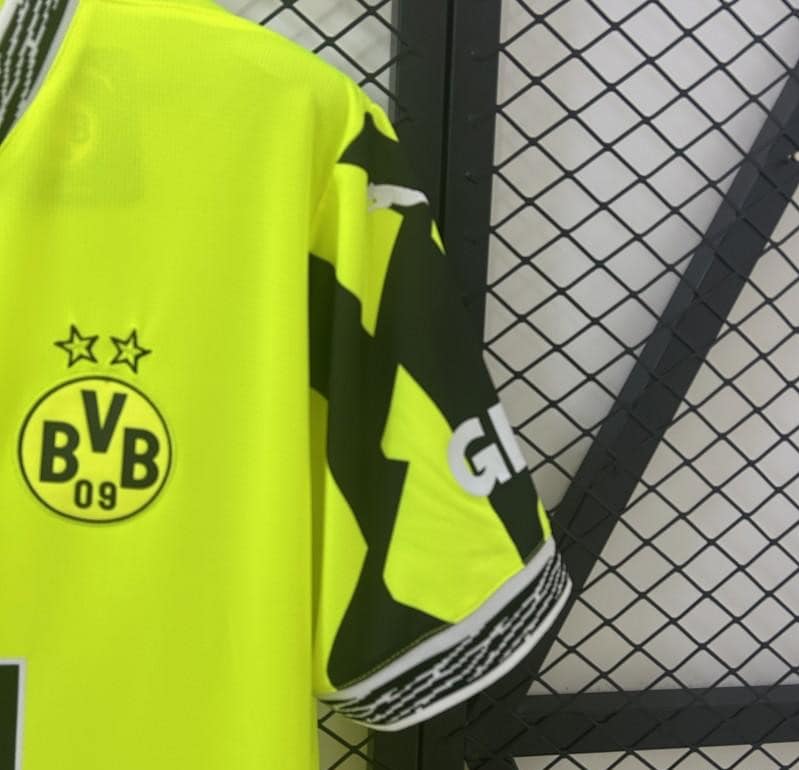 24/25 Borussia Dortmund Special Green Jersey - Image 4
