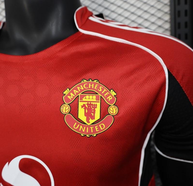 Player Version 25/26 Manchester United Home Jersey - Image 3