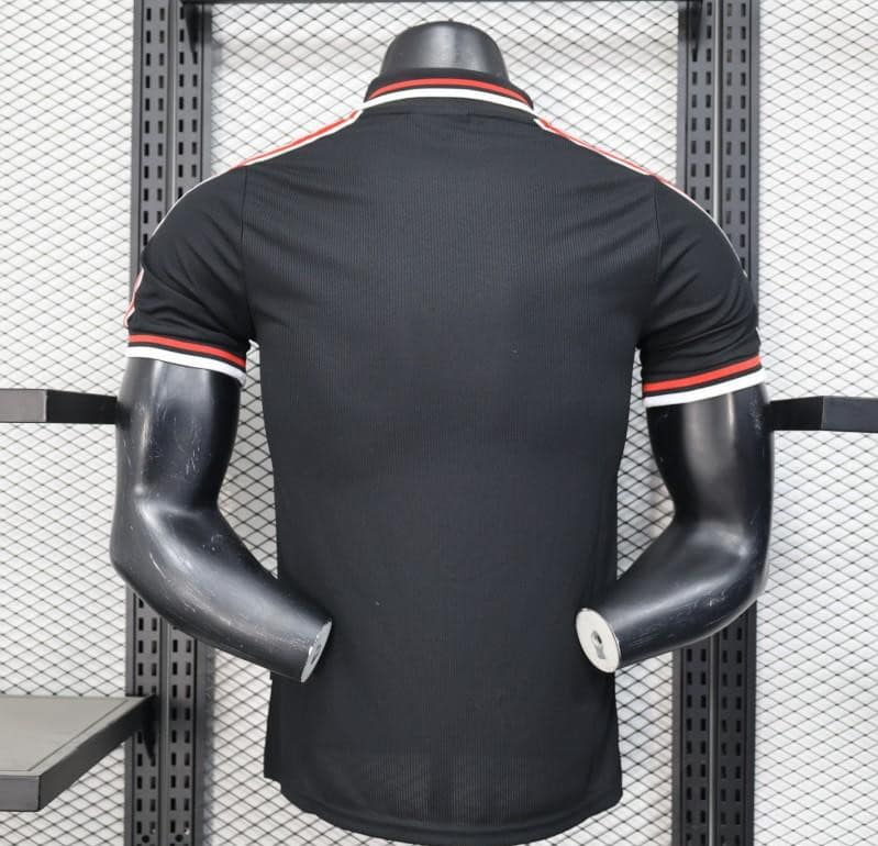 Player Version 98/99 Manchester United Third Black Jersey - Image 4