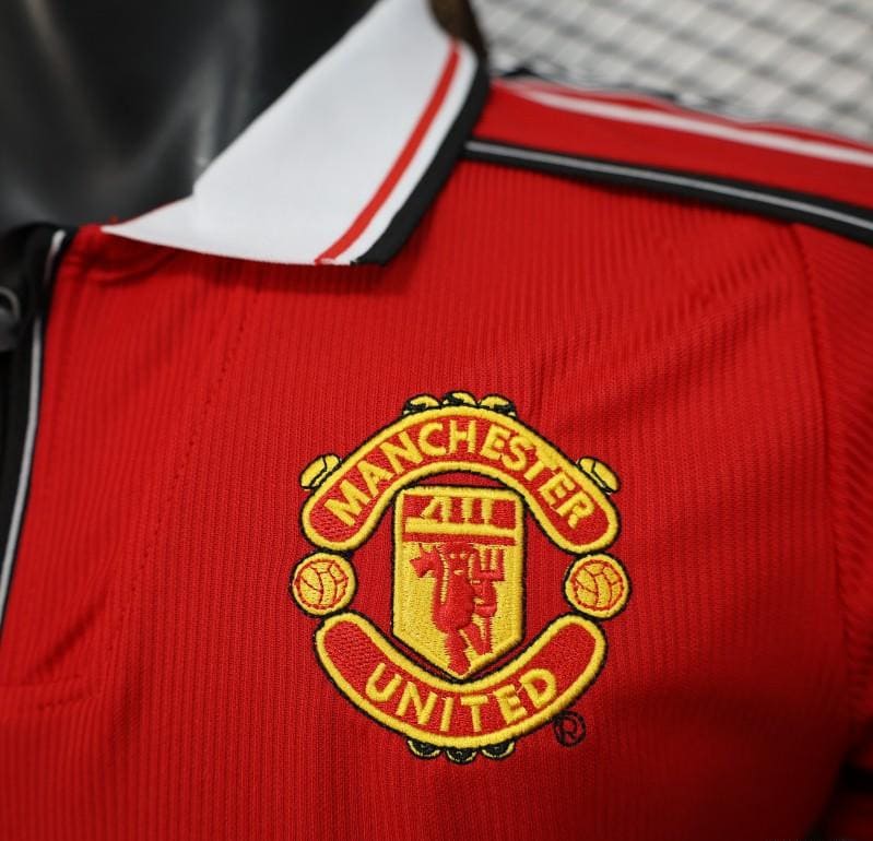 Player Version 98/99 Manchester United Home Jersey - Image 2