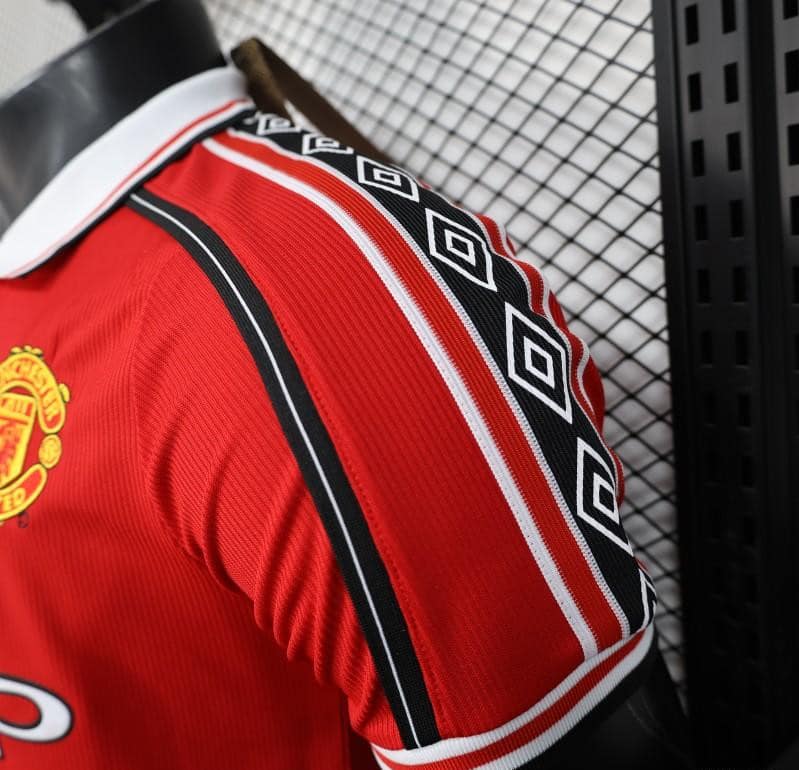 Player Version 98/99 Manchester United Home Jersey - Image 5