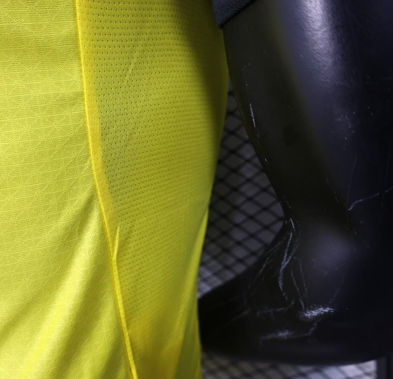Player Version 25/26 Borussia Dortmund Home Yellow with Black Brush Stroke Jersey - Image 5