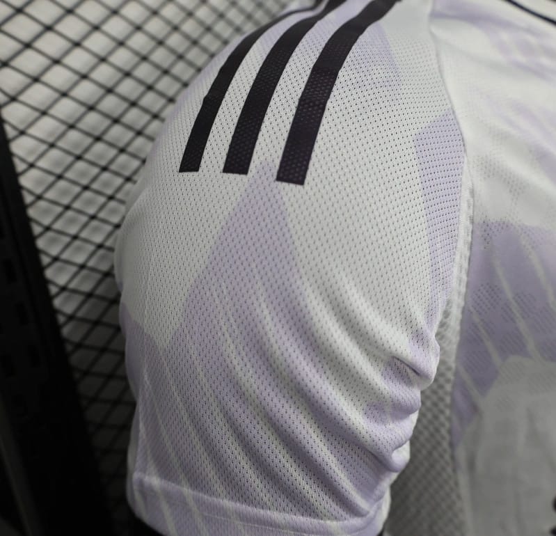 25/26 Player Version Manchester United Away Jersey - Image 6