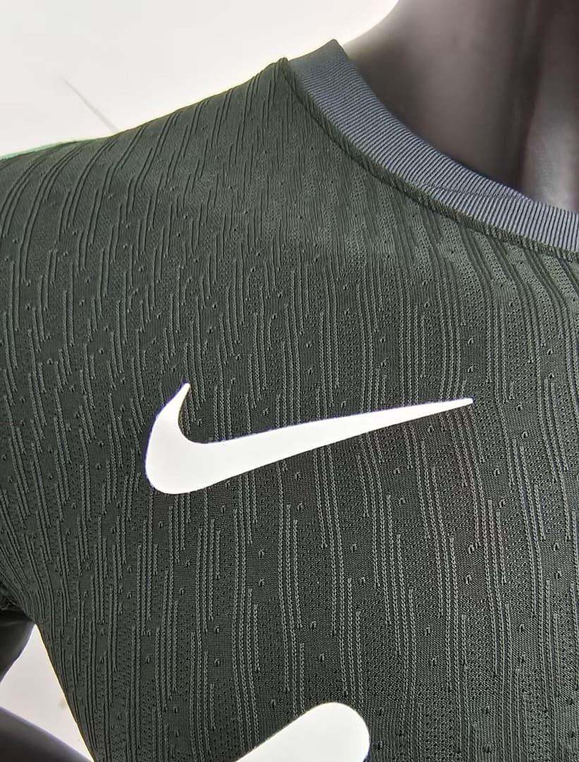 Player Version 24/25 Liverpool Black Away Jersey - Image 4