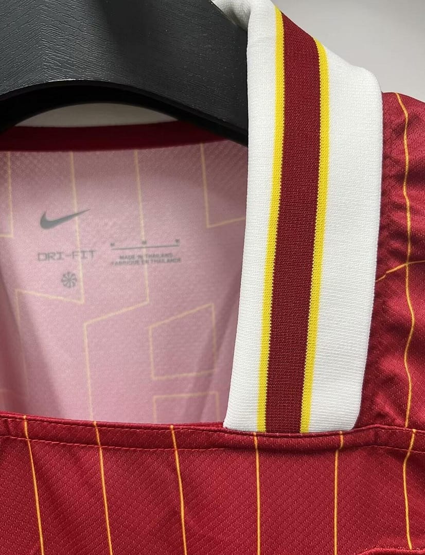 24/25 Liverpool Home Jersey - Image 3