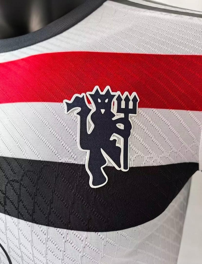 Player Version 24/25 Manchester United Third White Jersey - Image 3