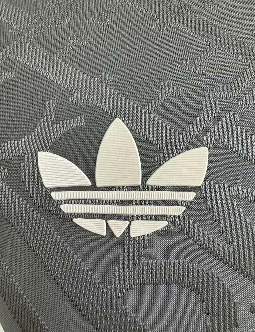 Player Version 24/25 Real Madrid Third Black Jersey - Image 3