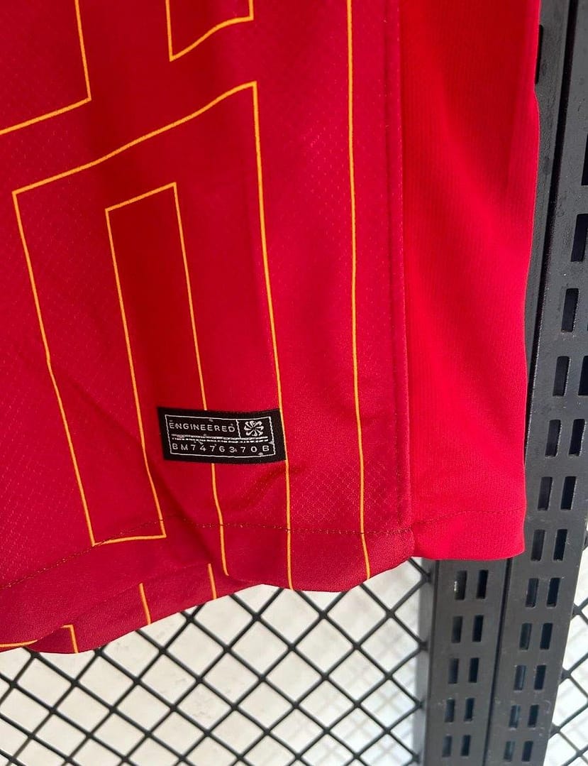 24/25 Liverpool Home Jersey - Image 4