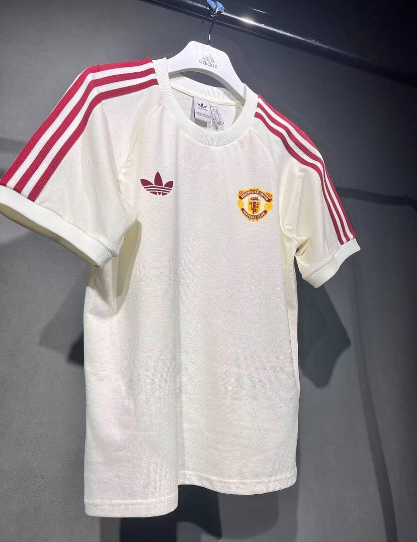 24/25 Manchester United Cotton Beige T-shirt Jersey - Image 3
