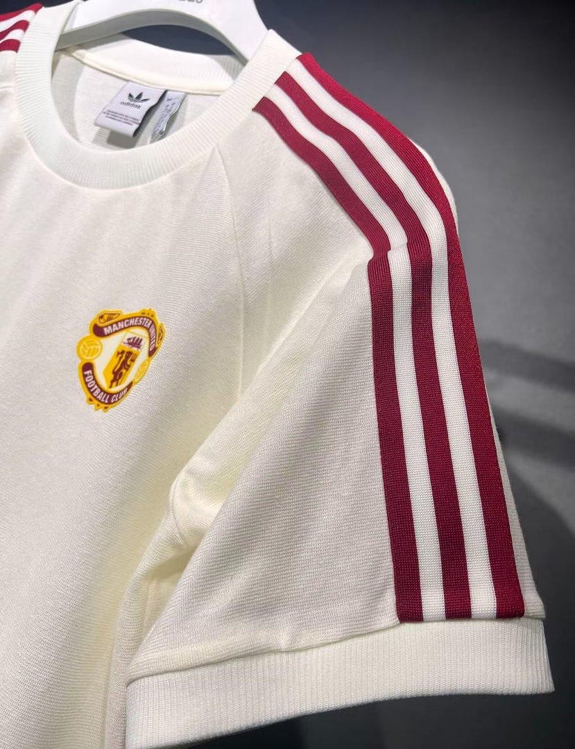 24/25 Manchester United Cotton Beige T-shirt Jersey - Image 7
