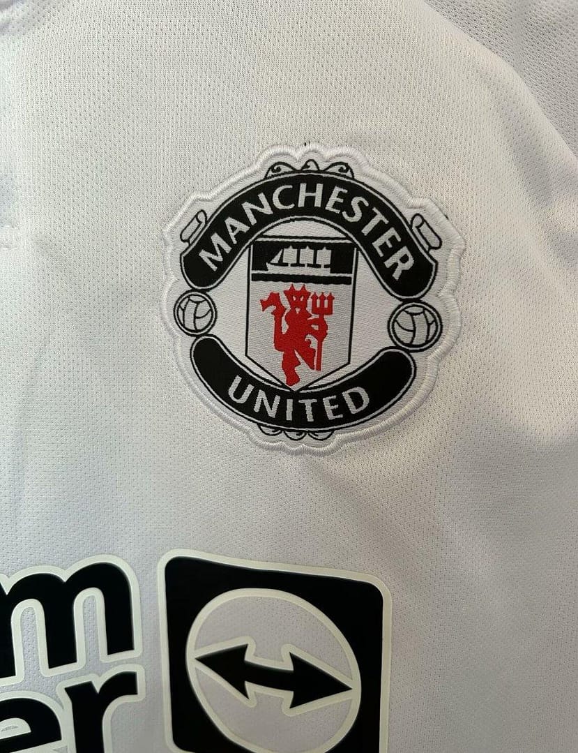 25/26 Manchester United White Rose Pattern Special Jersey - Image 5