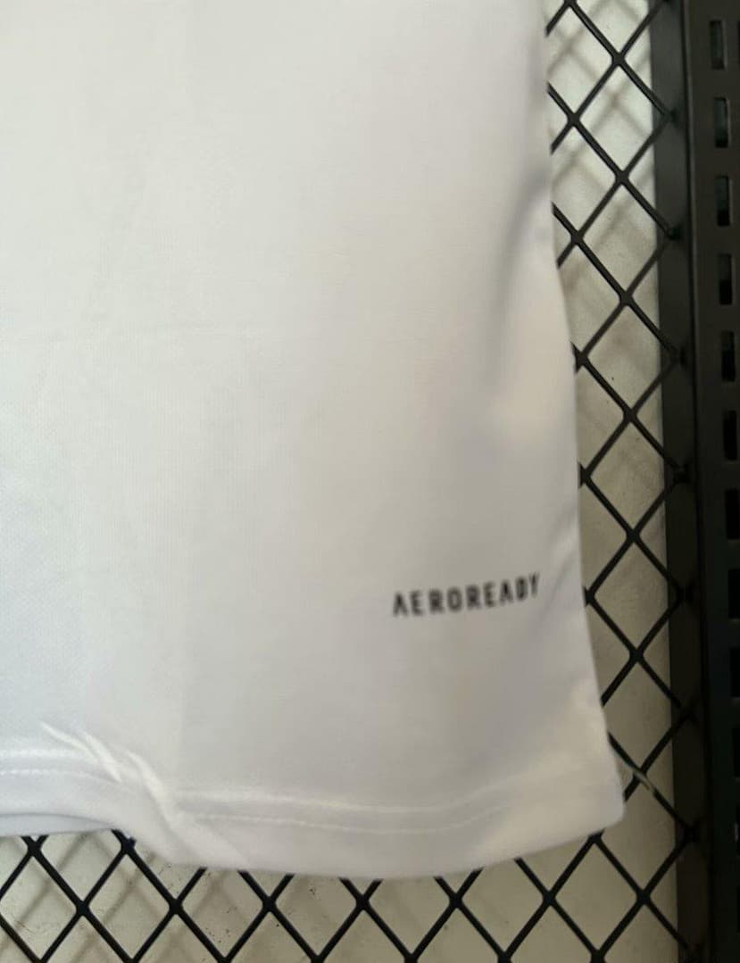 25/26 Manchester United White Rose Pattern Special Jersey - Image 6