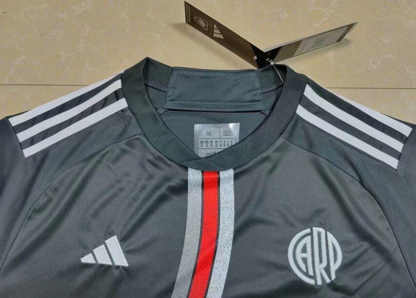 24/25 River Plate Third Jersey - Image 3